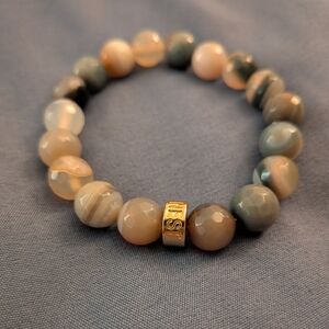 Nest Stretch Bracelet Agate With 22k Gold Plated Nest Bead